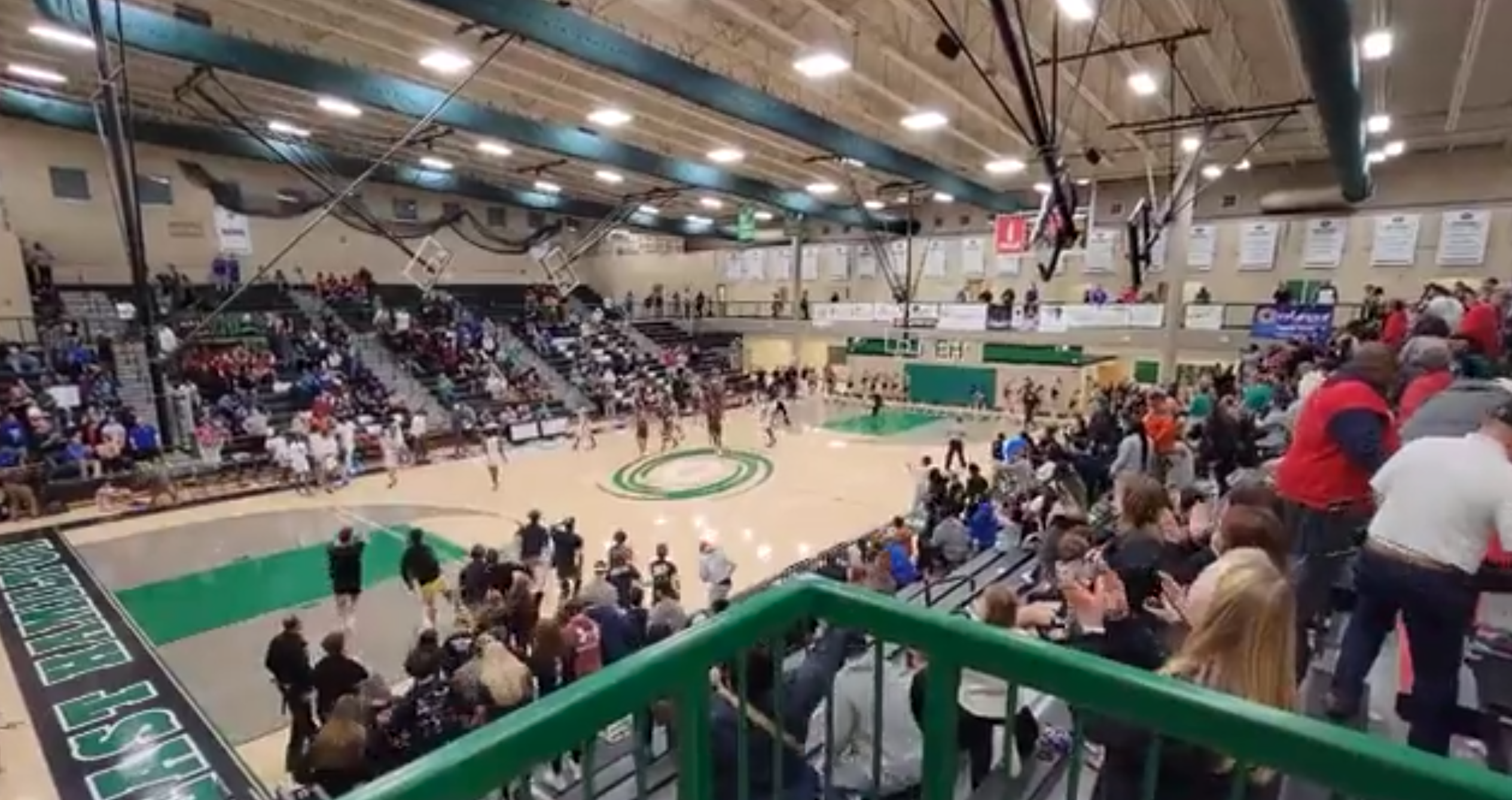 East Hamilton Basketball Season Ends in Regionals